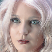 Chloe Holden Naakt