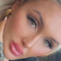 Chloe Louise Harm Naakt