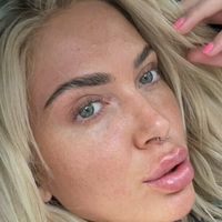 Christina Savoyy Naakt