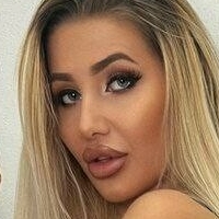 ChristyRen Naakt