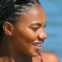 Chyna Mills Naakt