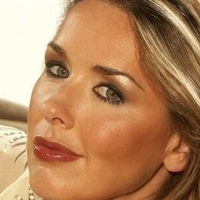 Claire Sweeny Naakt