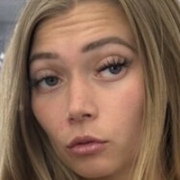 Claire Thompson Naakt
