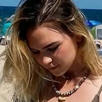 Corinne Sophie Naakt