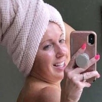 Courtney Ann Naakt