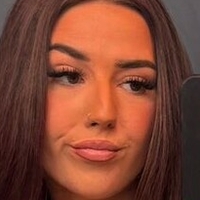 Courtney Dawson Naakt