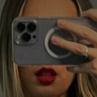 Courtney Higgins Naakt