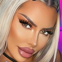 courtneytaylor Naakt