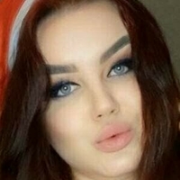 curvyagathafree Naakt