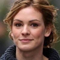 Daisy Betts Naakt