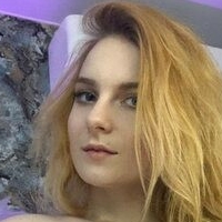 Daisy North Naakt