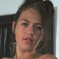 Daizie Kellogg Naakt