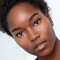 Damaris Lewis Naakt