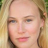 Danika Yarosh Naakt