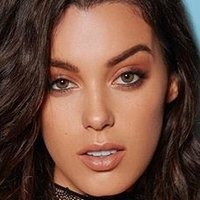 Denise Schaefer Naakt
