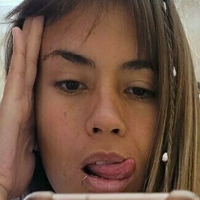 denulover Naakt