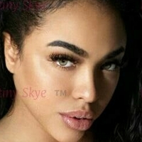 Destiny Skye Naakt