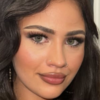 Dilan Naakt
