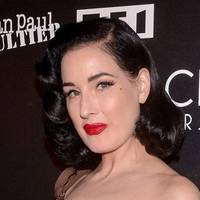 Dita Von Teese Naakt
