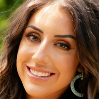Dr. Britt Baker Naakt
