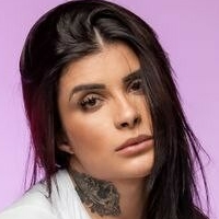 Duda Mesquita Naakt