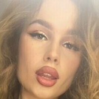 eelina Naakt