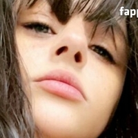 Egyptian Dana Naakt