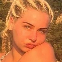 Elif Filyos Naakt