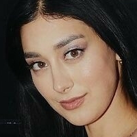 Elif Naakt