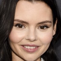 Eline Powell Naakt