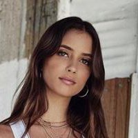 Elisha Herbert Naakt