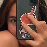 Eliza Chau Naakt