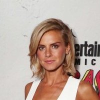 Eliza Coupe Naakt