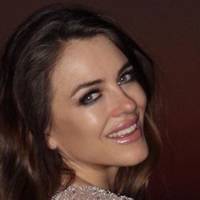 Elizabeth Hurley Naakt