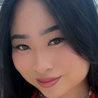 Elizabeth Vy Naakt