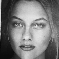 Ella Kernkamp Naakt