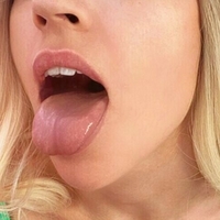 Ella Petite Naakt