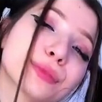 Ellamilano Naakt