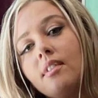 Ellanabryan Naakt