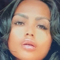 Elle Price Naakt