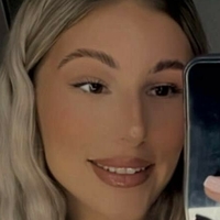 Ellie M Naakt