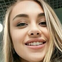 ellis_benz Naakt