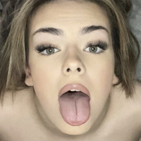 Ells_ann Naakt