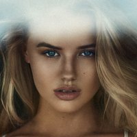 Elly Sharp Naakt