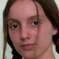 Elly Sykes Naakt