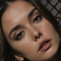 Emilia Iva Naakt