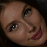 emiliaofficial Naakt