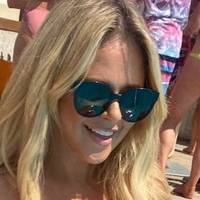 Emily Atack Naakt