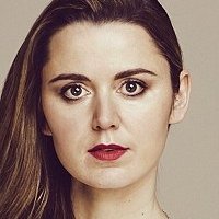 Emily Bevan Naakt