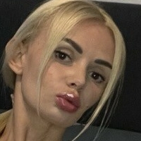 Emily_Blonde Naakt